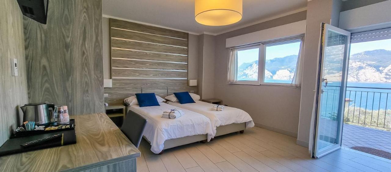Hotel Casa Marinella Malcesine Bagian luar foto