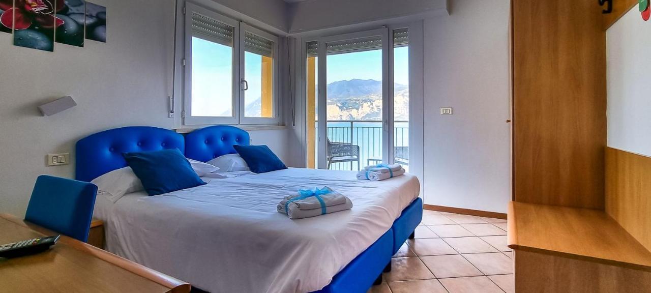 Hotel Casa Marinella Malcesine Bagian luar foto
