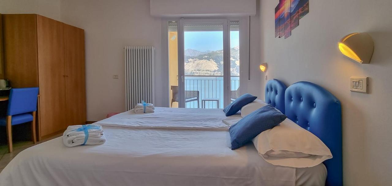 Hotel Casa Marinella Malcesine Bagian luar foto