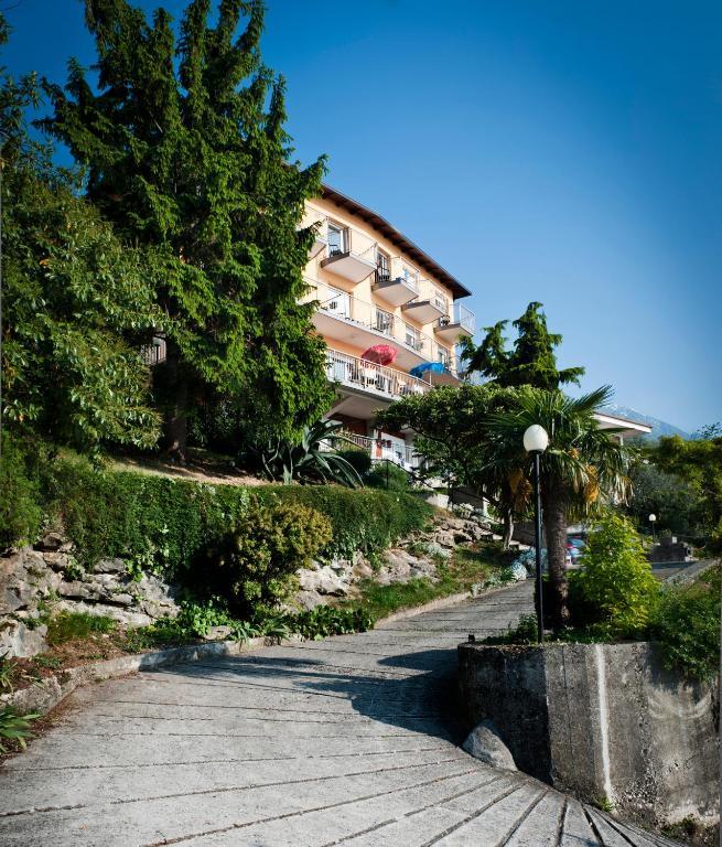 Hotel Casa Marinella Malcesine Bagian luar foto