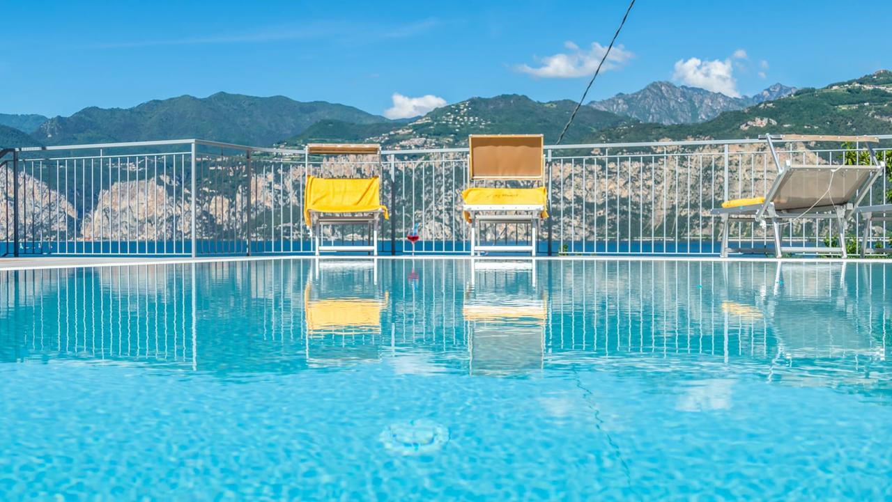 Hotel Casa Marinella Malcesine Bagian luar foto