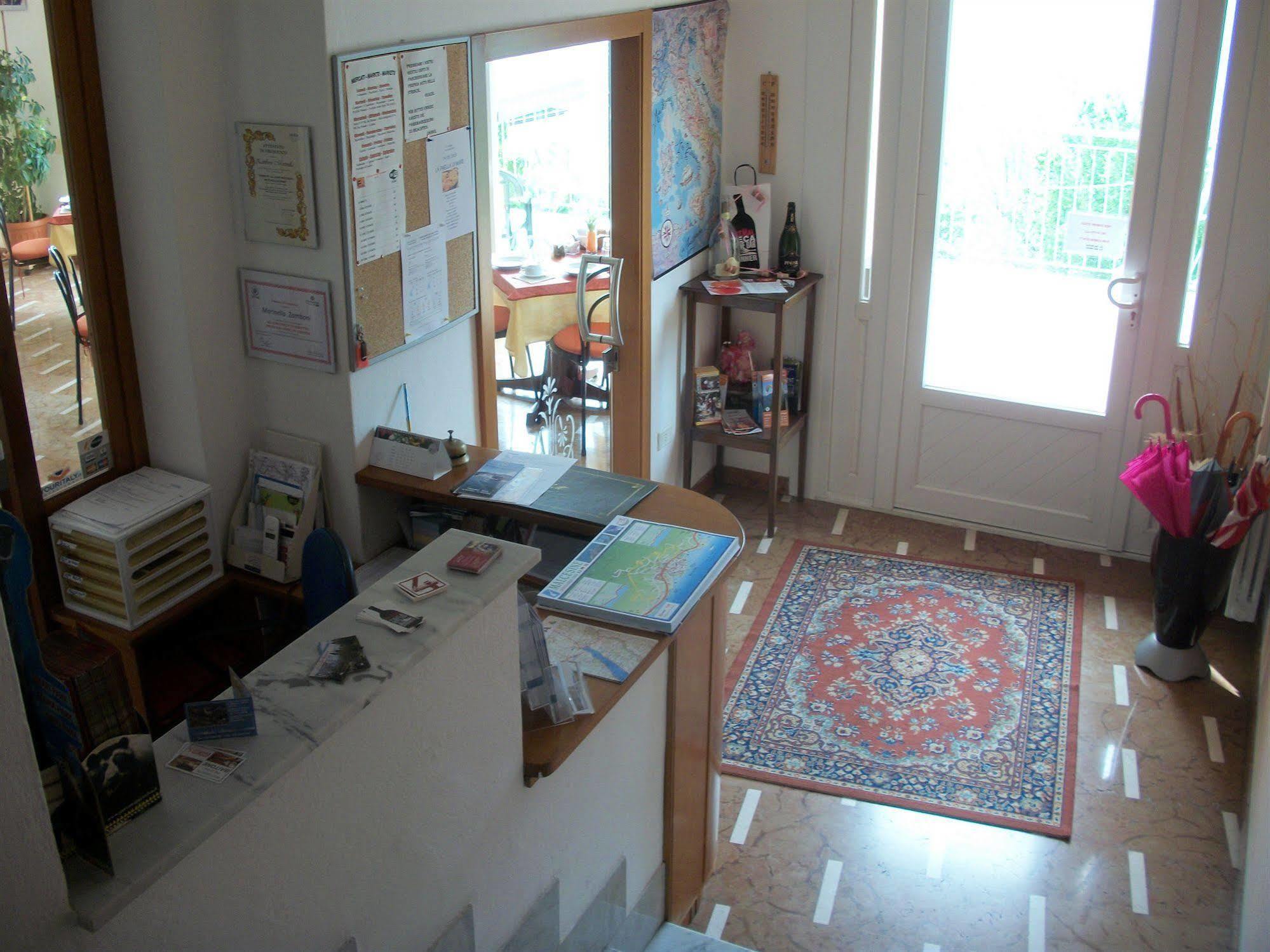 Hotel Casa Marinella Malcesine Bagian luar foto